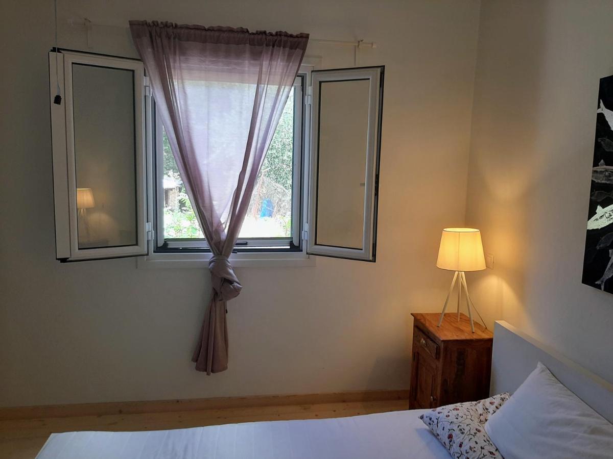 Villa Aspros - Traditionell, Ruhig Und Strandnah เลียปาเดส ภายนอก รูปภาพ